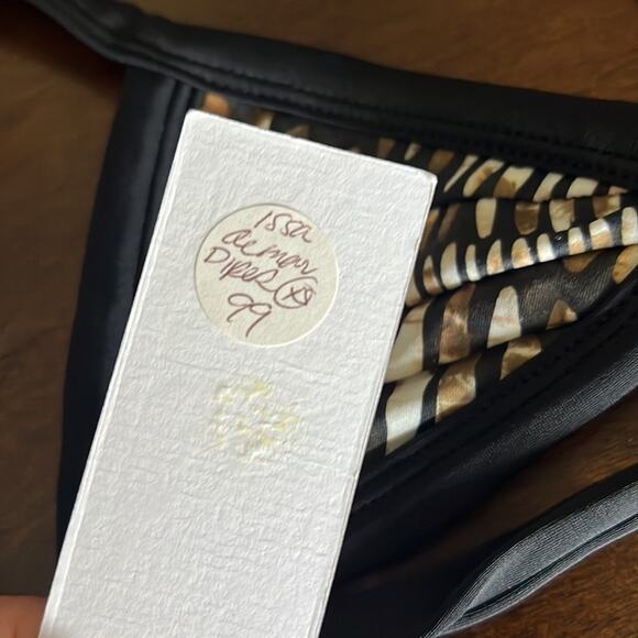 NWT Issa de Mar Triangle Black Tie Halter Swim Bikini Top XS - Picture 4 of 6